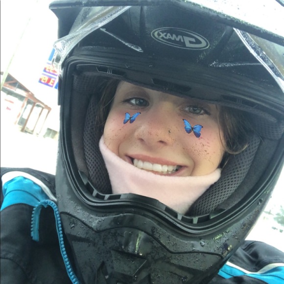 Meet your Posher, Samantha - Picture 3 of 3